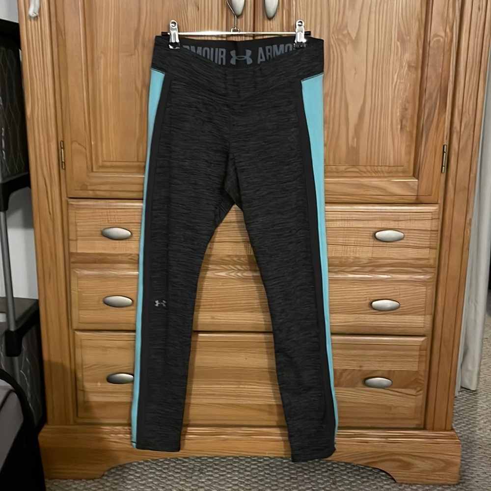 Under Armor leggings